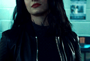 Ella era peligrosa,independiente y fuerte.el sonido de sus tacones co… #fanfic # Fanfic # amreading # books # wattpad