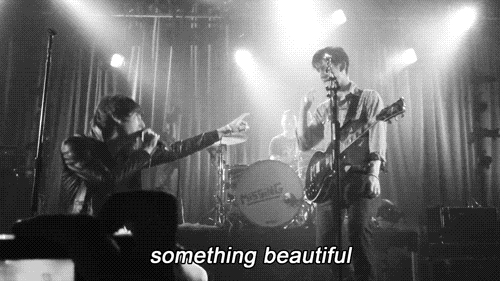 THIS. This is my favorite milex gif in the whole world.