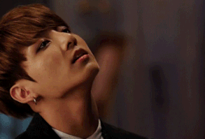 [cinsel içerik barındırır]  Terk etmişti odayı,kapıyı çarpıp dolu göz… #fanfiction #Fanfiction #amreading #books #wattpad