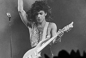 Since Prince's passing SO MANY new, unseen photos!!!! Post them here!!!