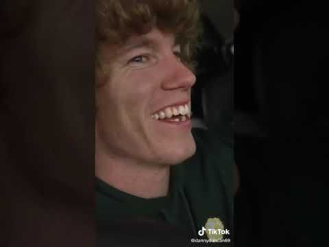 Dannyduncan getting pulled over by Border Patrol - YouTube