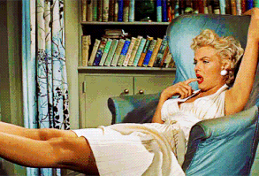 “Se eu faço uma coisa errada e ninguém vê, ela continua sendo errada?” ― Lya Luft