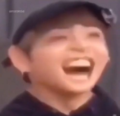 Cr: owner but ayo it’s ya bts crack- I mean Mar Mar back with these