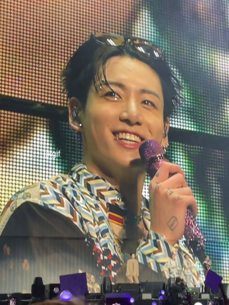 jk gifs on Twitter | Imagens bts, Garotas, Tumbrl girls