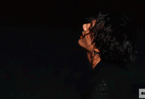 #wattpad #hayran-kurgu Ödünç verilen bir adet şemsiye Jeon Jungkook'a piyano dersi vermesine neden olduğunda Yoongi kendini istemsizce aşka düşerken bulmuştu. Ve onun rahatlatıcı, yakın dostlarından oluşan üç kişilik sürüsü yedi kişilik bir sürü haline dönüşmüştü.