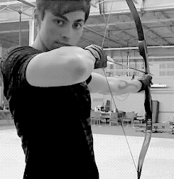 Some Serious Shooting Skills  -The Mortal Instruments Serie