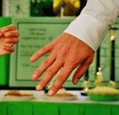 Lee's hand appreciation gif (Olive & Ned) ♥